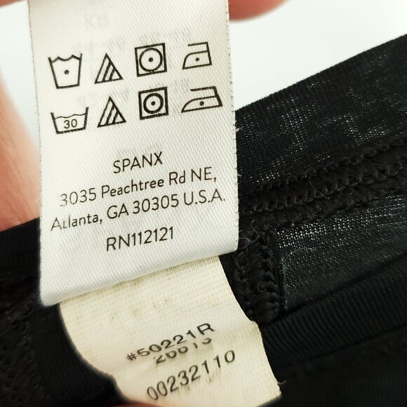 SPANX Go Lightly Crop Tank L Black - Picture 16 of 16